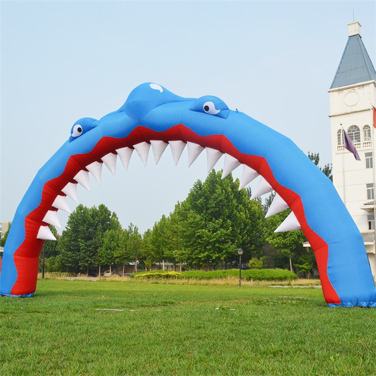 房山鲨鱼广告拱门
